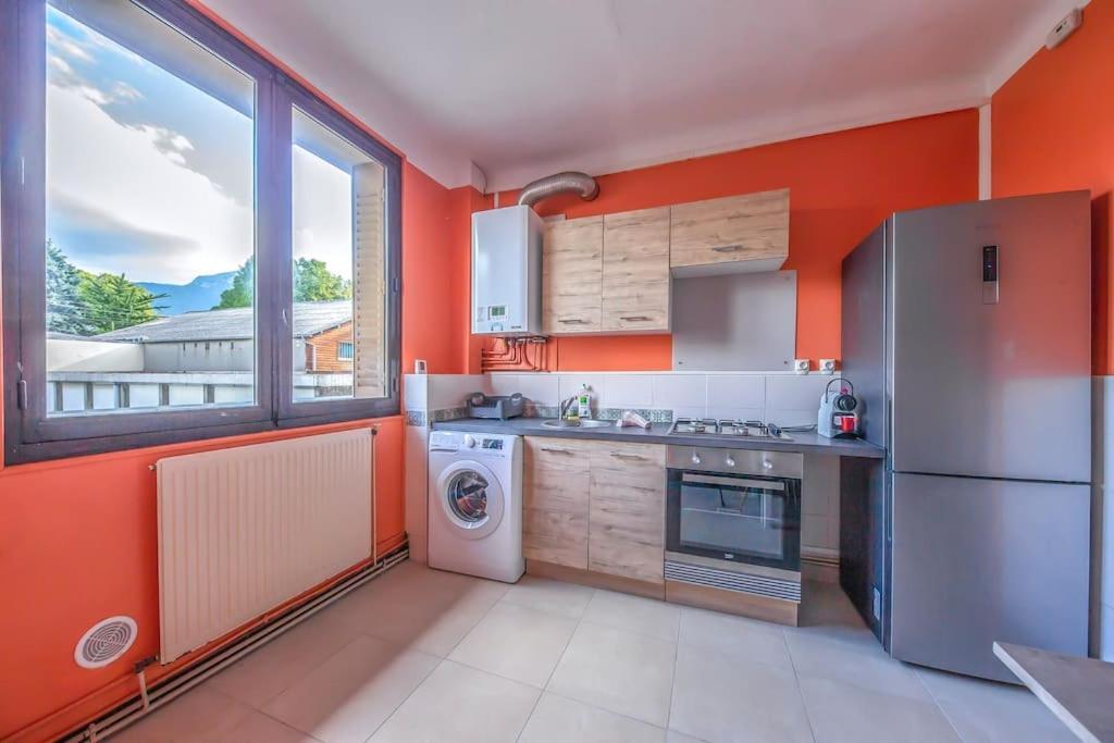 Appartement Au Bord De La Leysse A Chambéry Exterior photo